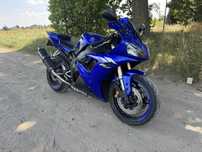 Yamaha R1 RN09 2004r