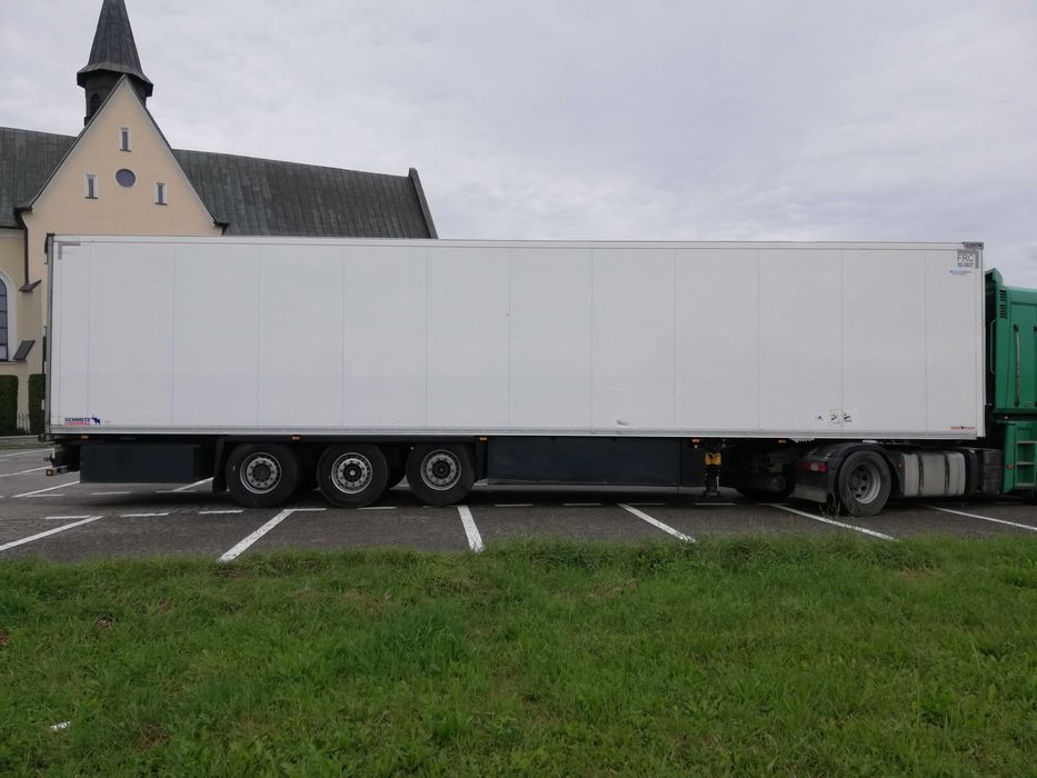 Naczepa  chłodnia  SCHMITZ ,sciana 7cm ,oś podnoszona , doppelstock