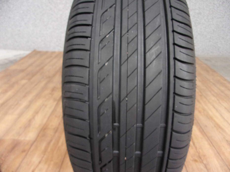 Bridgestone Turanza T001 215/55/17 94V z 2022r jak nowa!