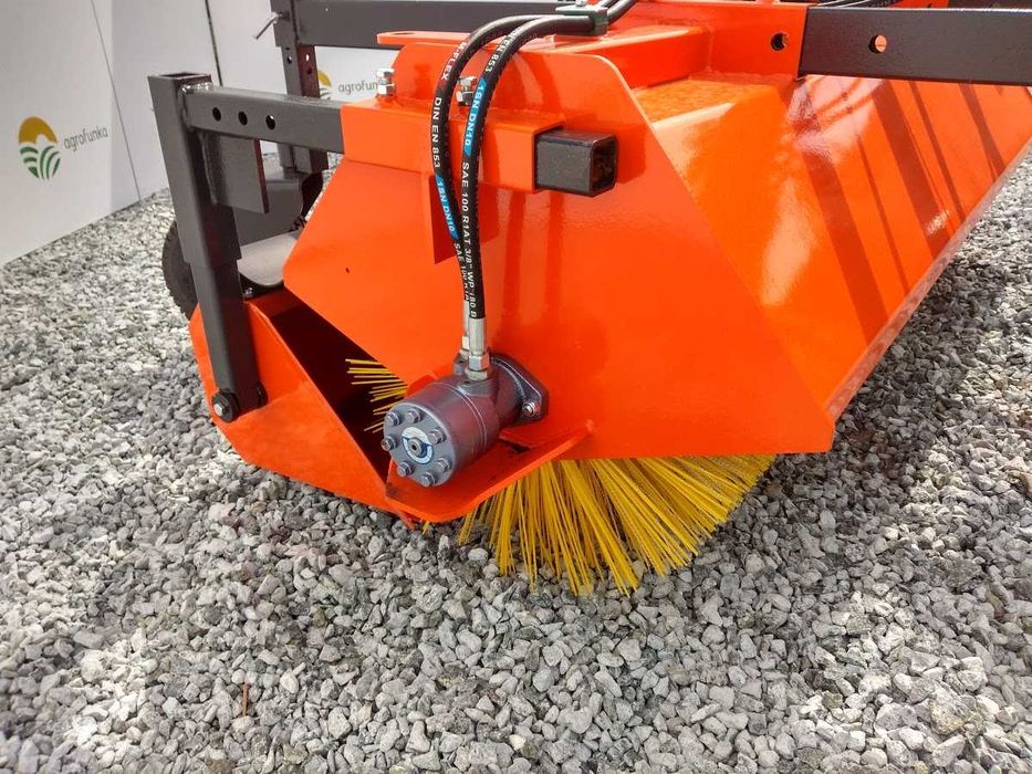 Nowa zamiatarka METAL-TECHNIK szerokość 1,8m-