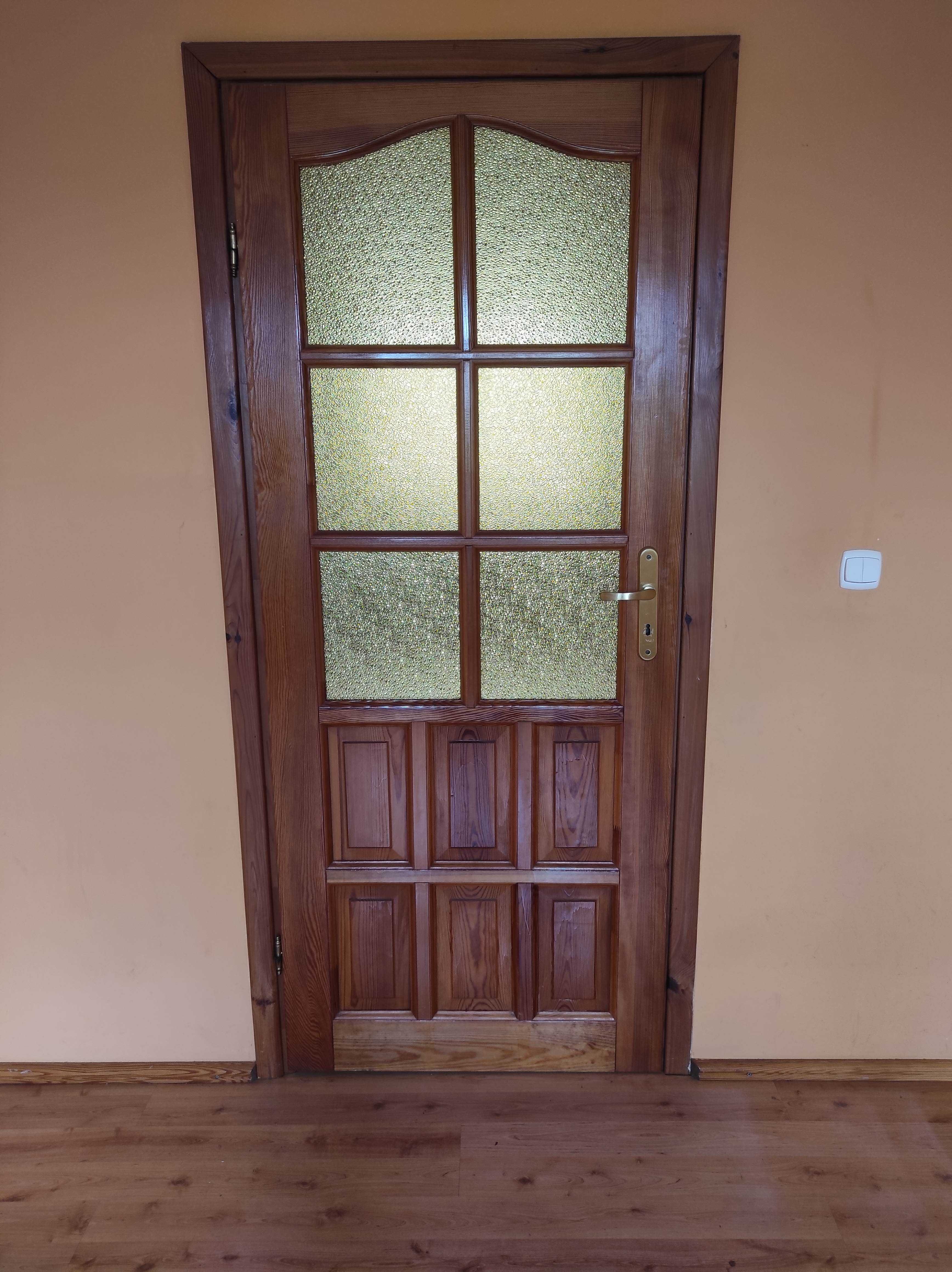 Drzwi drewniane wewnętrzne 80 z ościeżnicą