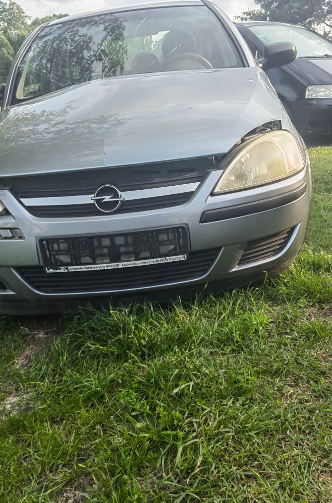 Opel Corsa C 1.0 lpg uszkodzony