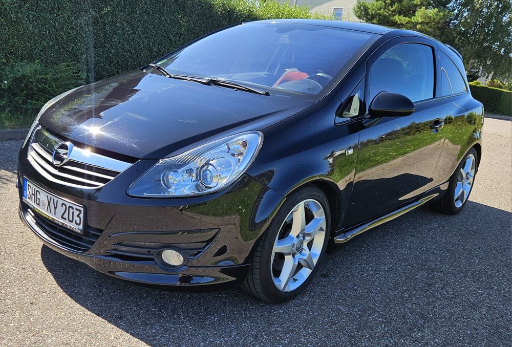 Opel Corsa D 1.6T GSi OPC 150koni