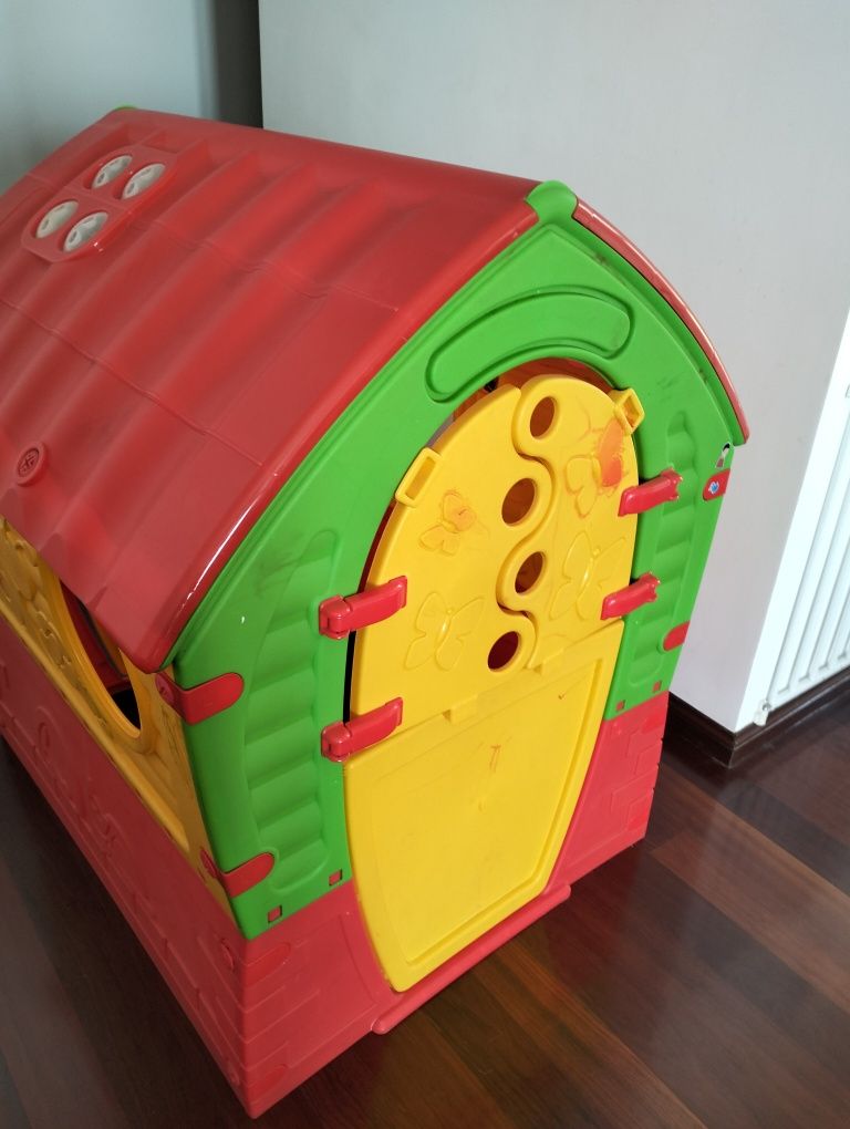 Casa + Escorrega de criança