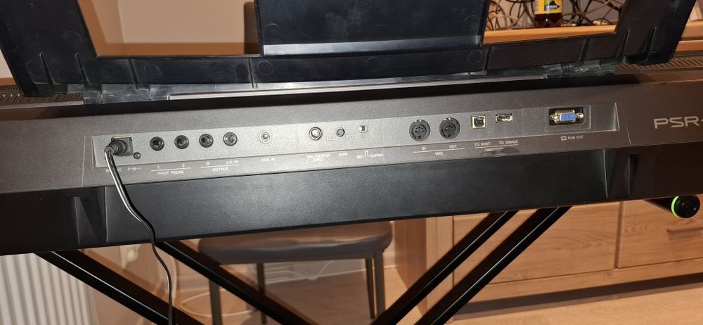 Keyboard yamaha psr s970