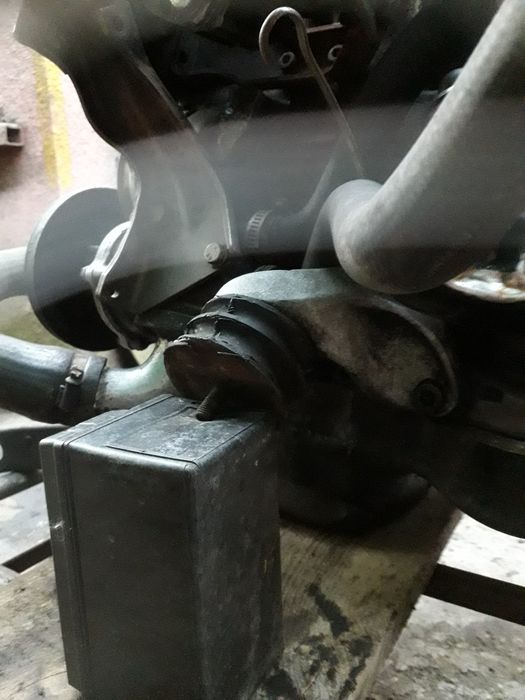 Zabytkowy silnik,skrzynia biegów Fiat 125p Diesel 86r.