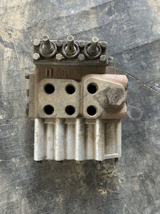 Розподільник ЮМЗ