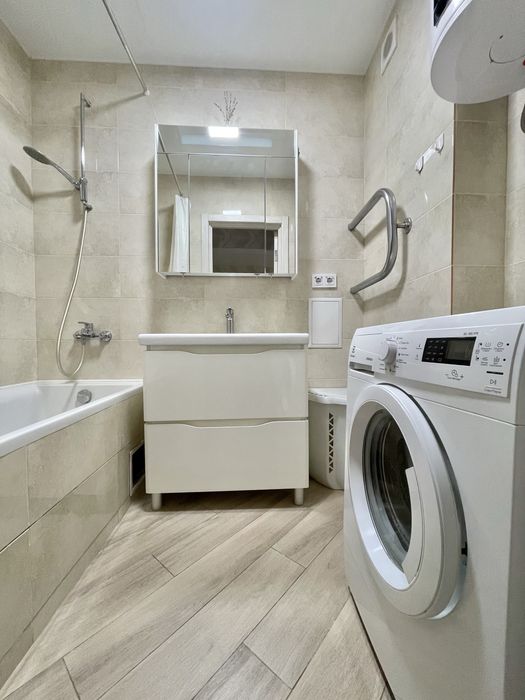 Здаю 3-кімнатну квартиру в центральній частині міста