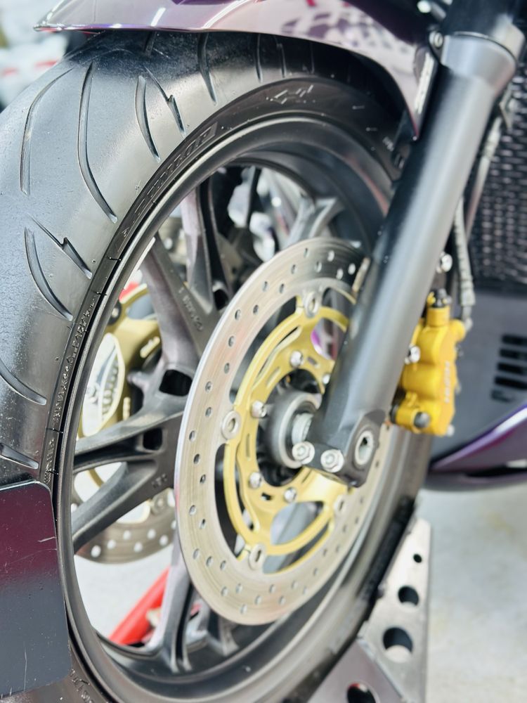 мотоцикл Honda DN-01 ABS АВТОМАТ з Японії+ є доставка