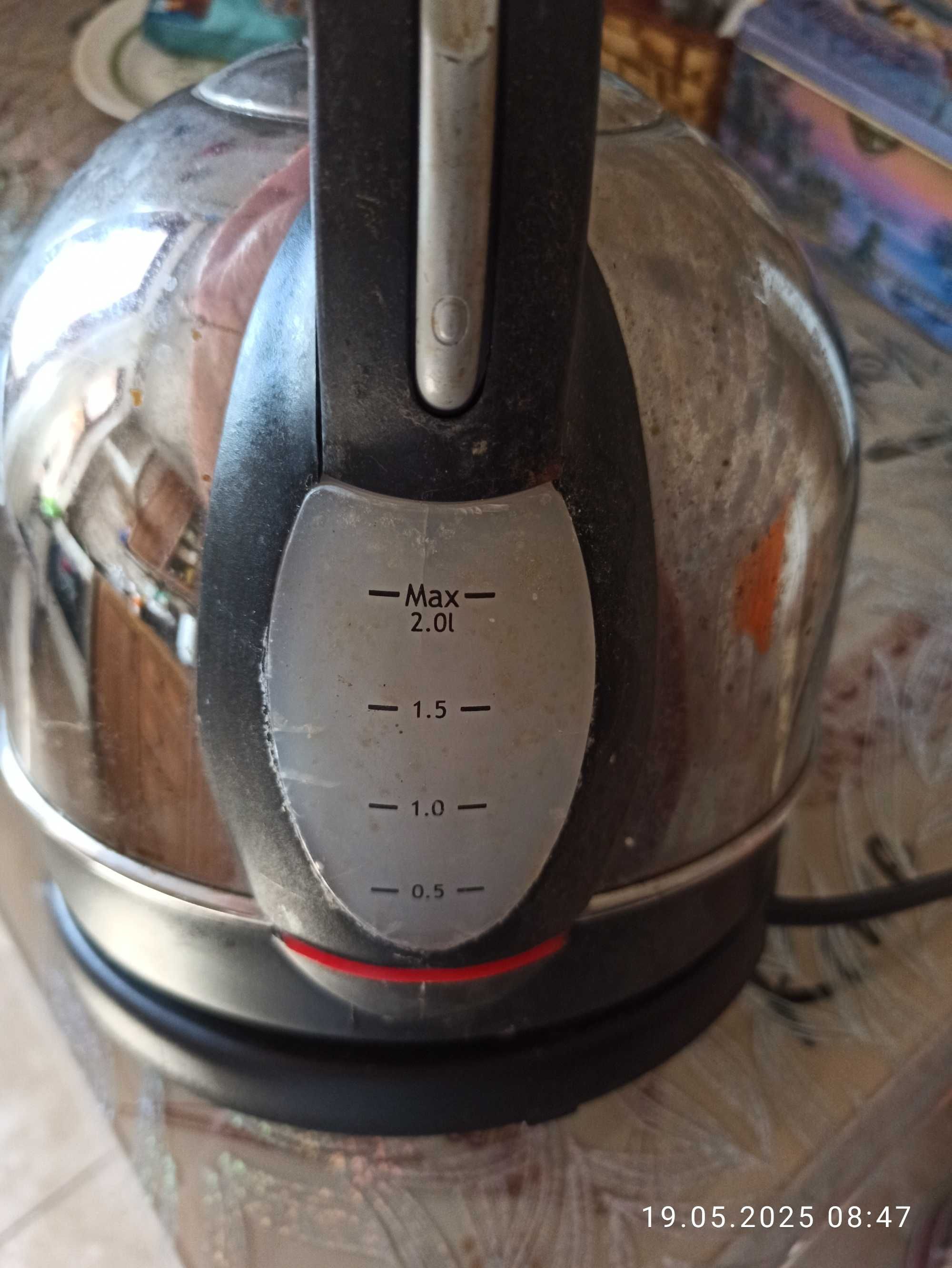 Продам электрочайник UNIT UEK-225,б.у.