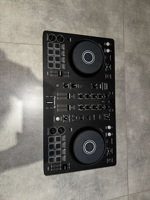 Konsola Pioneer DDJ-FLX4