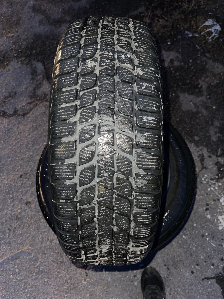 Резина bridgestone 185/60 R15 зимня