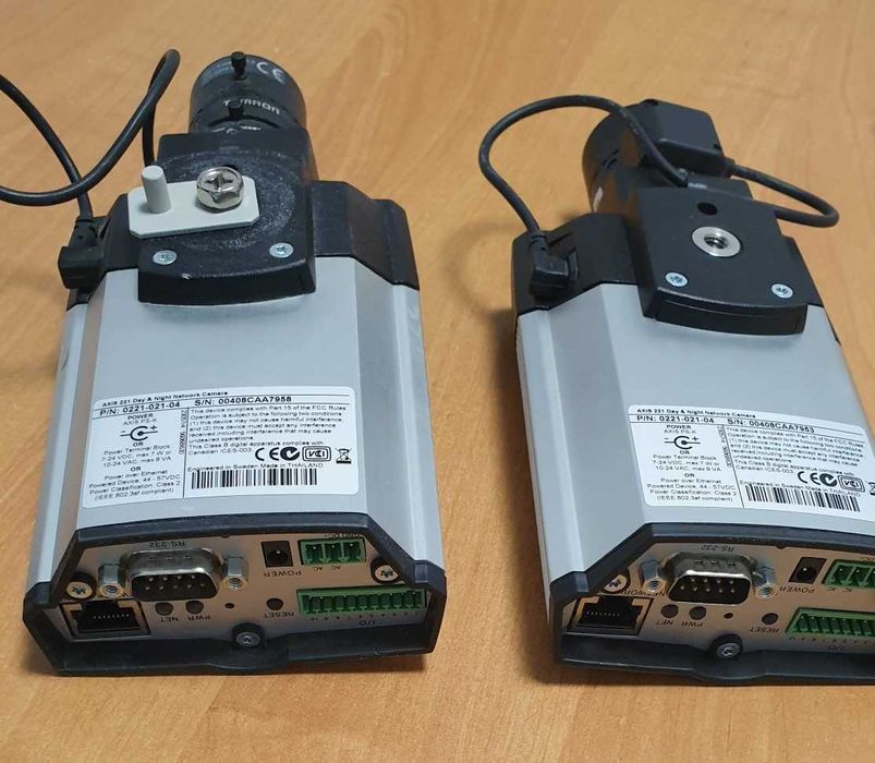 Cameras Vídeo-Vigilância AXIS 221