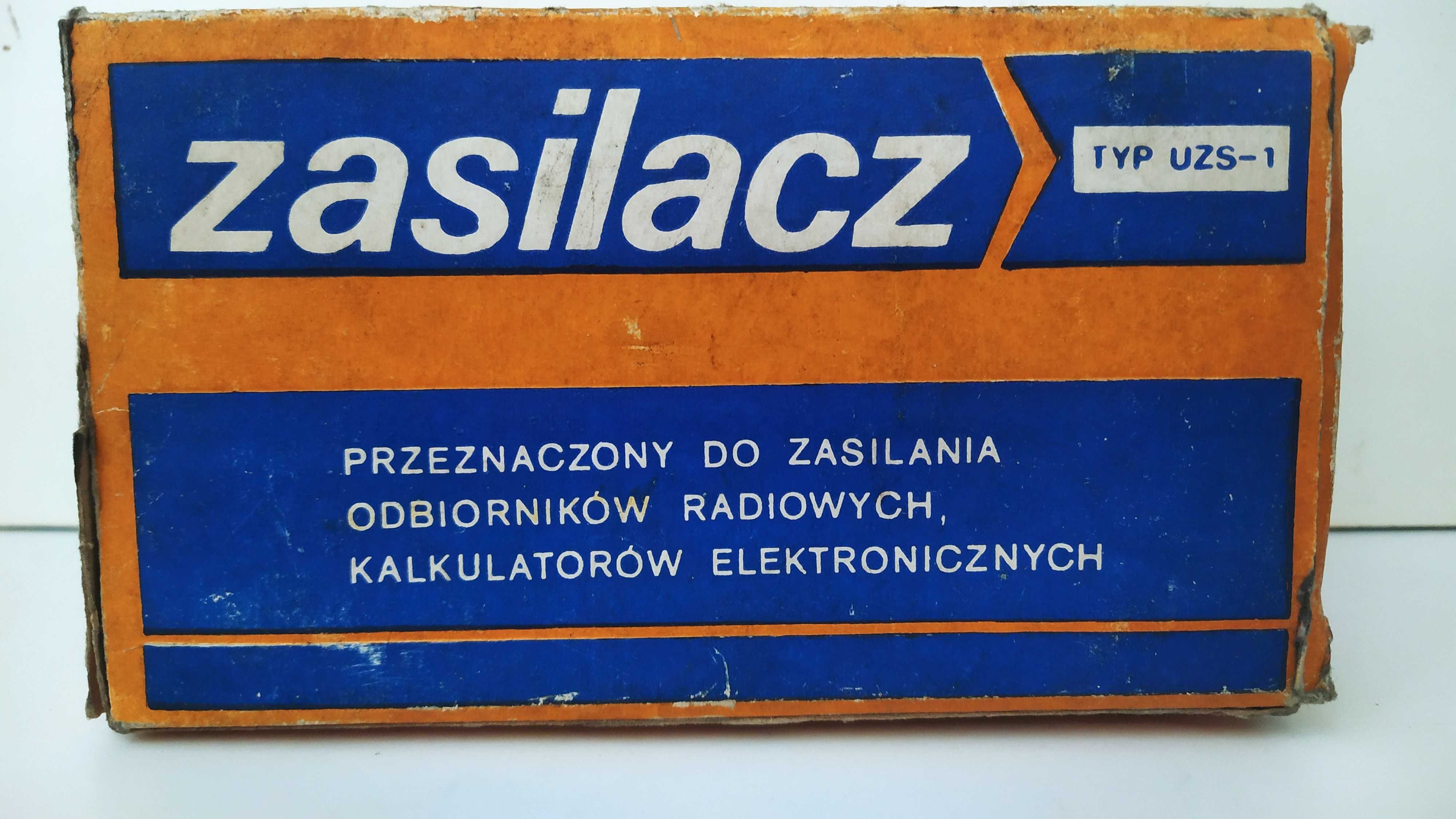 Zasilacz UZS-1 do radioodbiorników i kalkulatorów stan idealny PRL