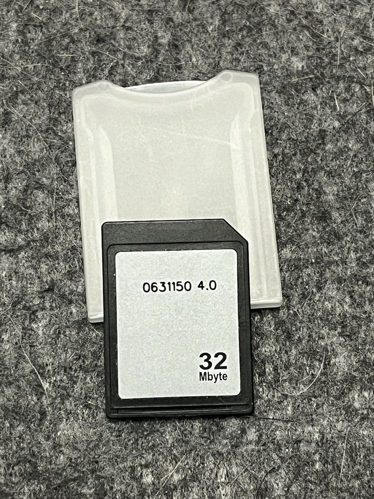 Карта SD 32MB, картка памʼяті 32МБ/ історія