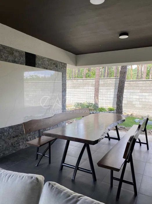 Шикарний та комфортний будинок у стилі "HIGH TECH" в Стоянці