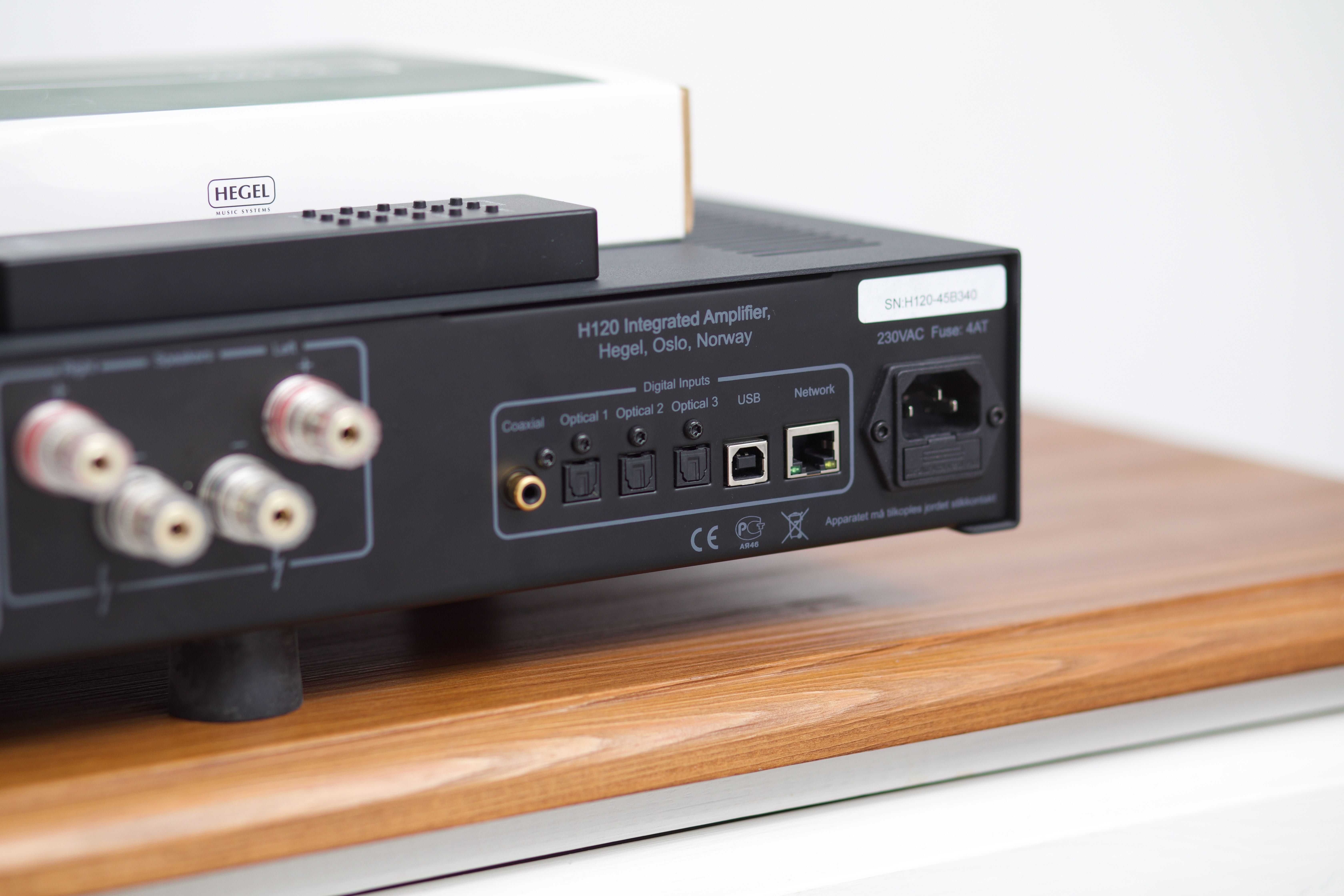 Wzmacniacz audio Hegel H120