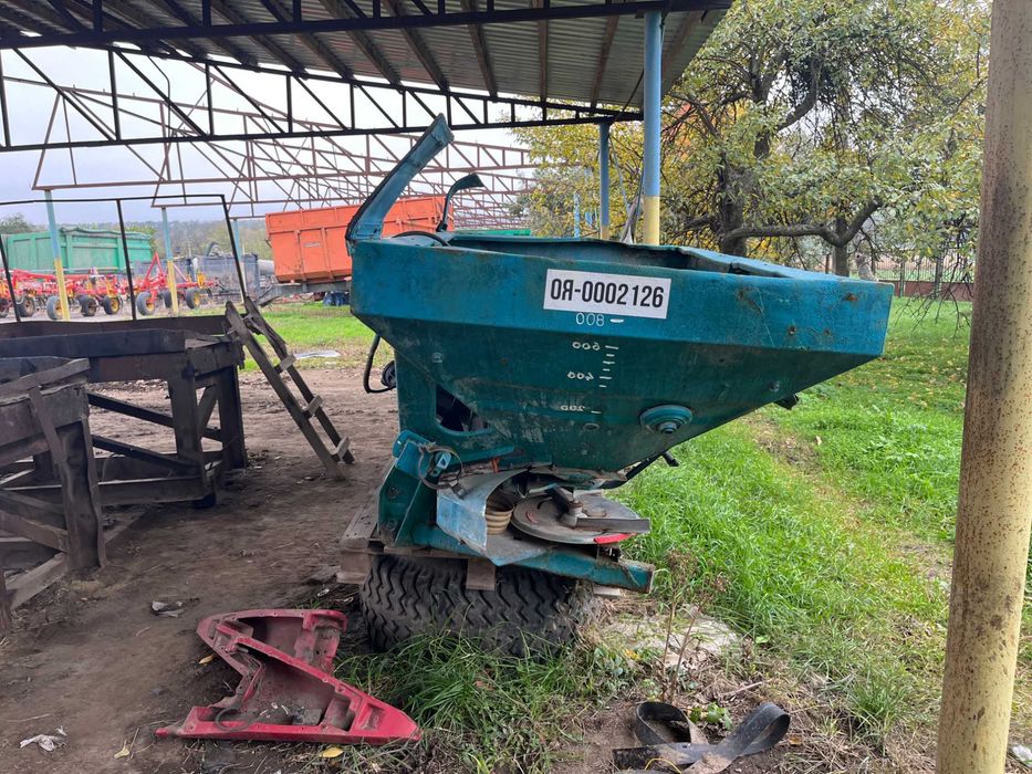 Розкидачі мінеральних добрив Amazone ZAM-18, 2008р