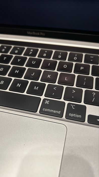 MacBook Pro (13-inch, M1, 2020) заблокированный