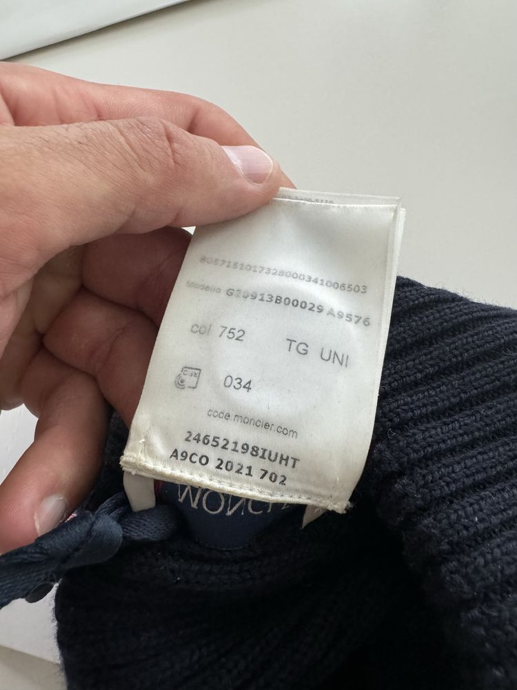 czapka zimowa Moncler oryginalna nowa z metkami
