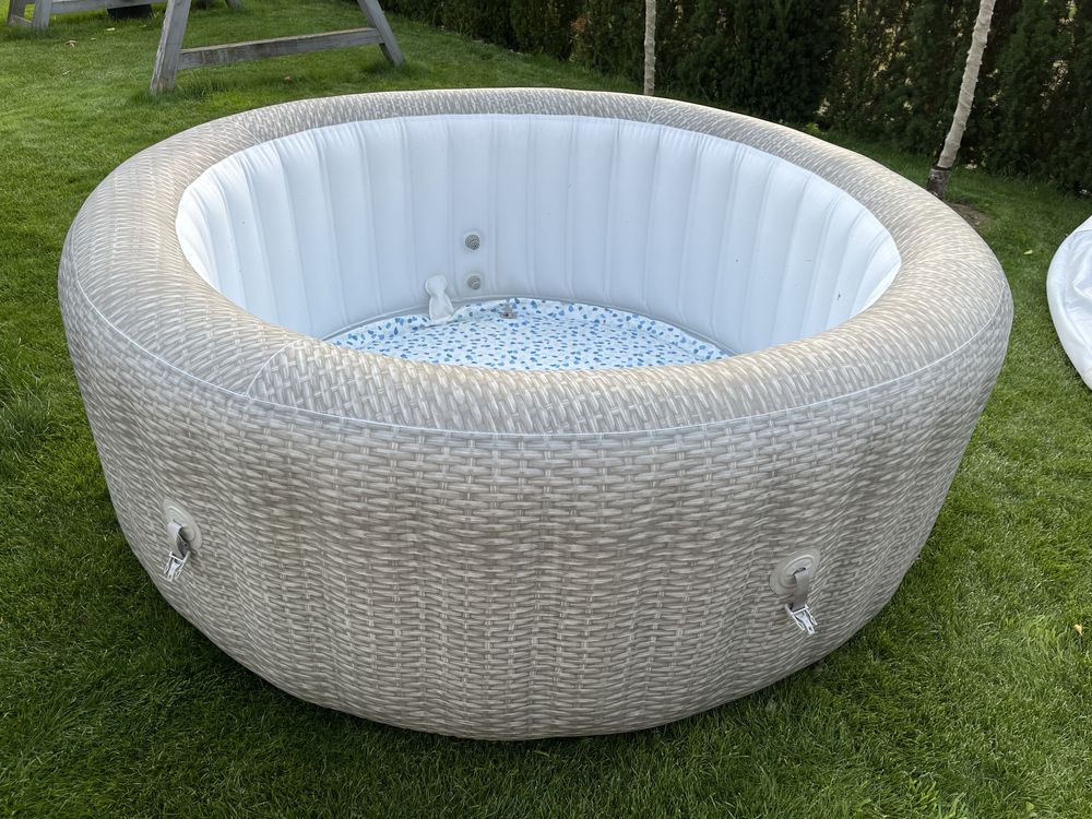 Lat-z-Spa Honolulu uszkodzona pompa błąd E02