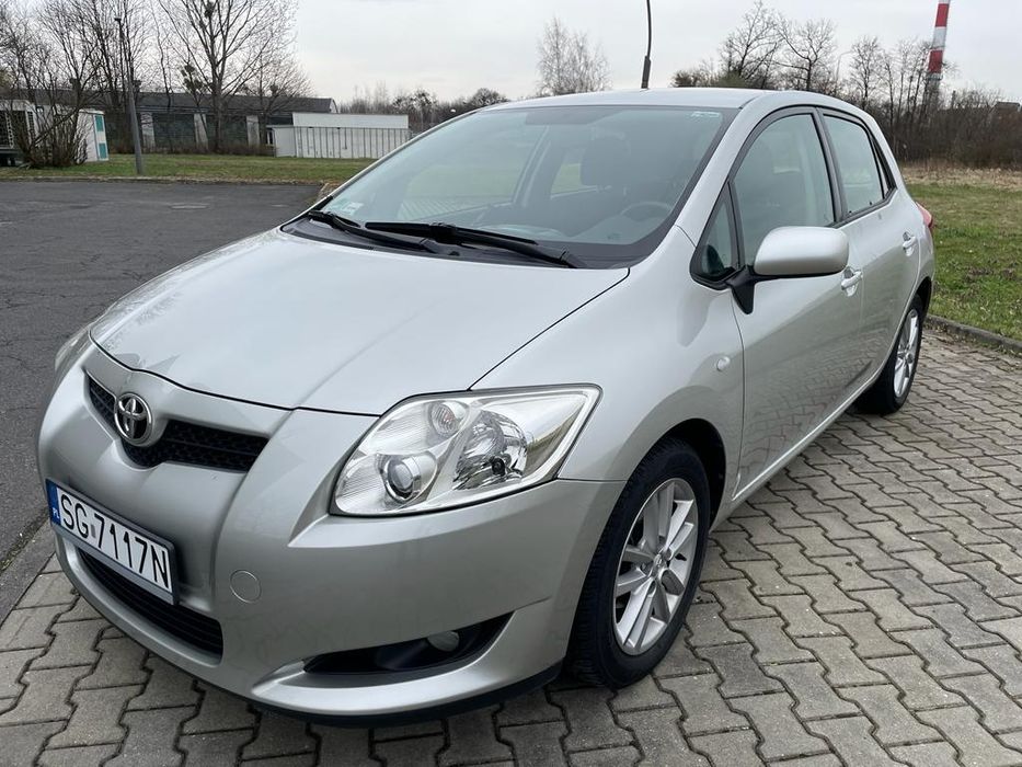 Toyota Auris 1.4 bardzo dobry stan