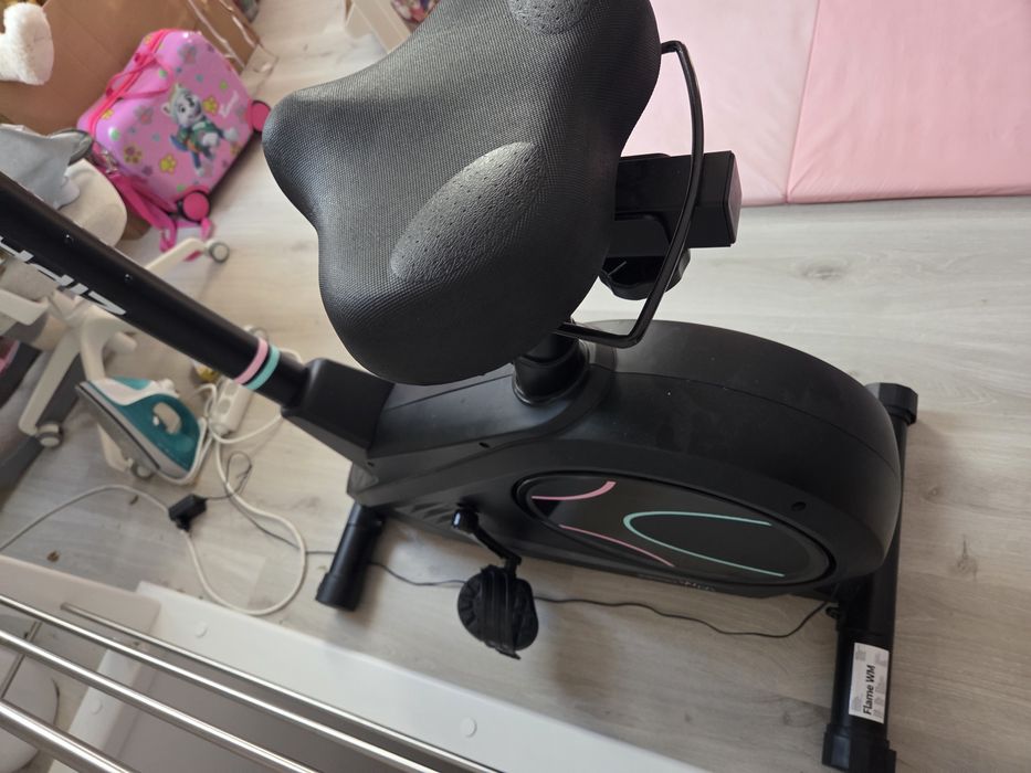 Rower stacjonarny magnetyczny Zipro Flame WM jak nowy