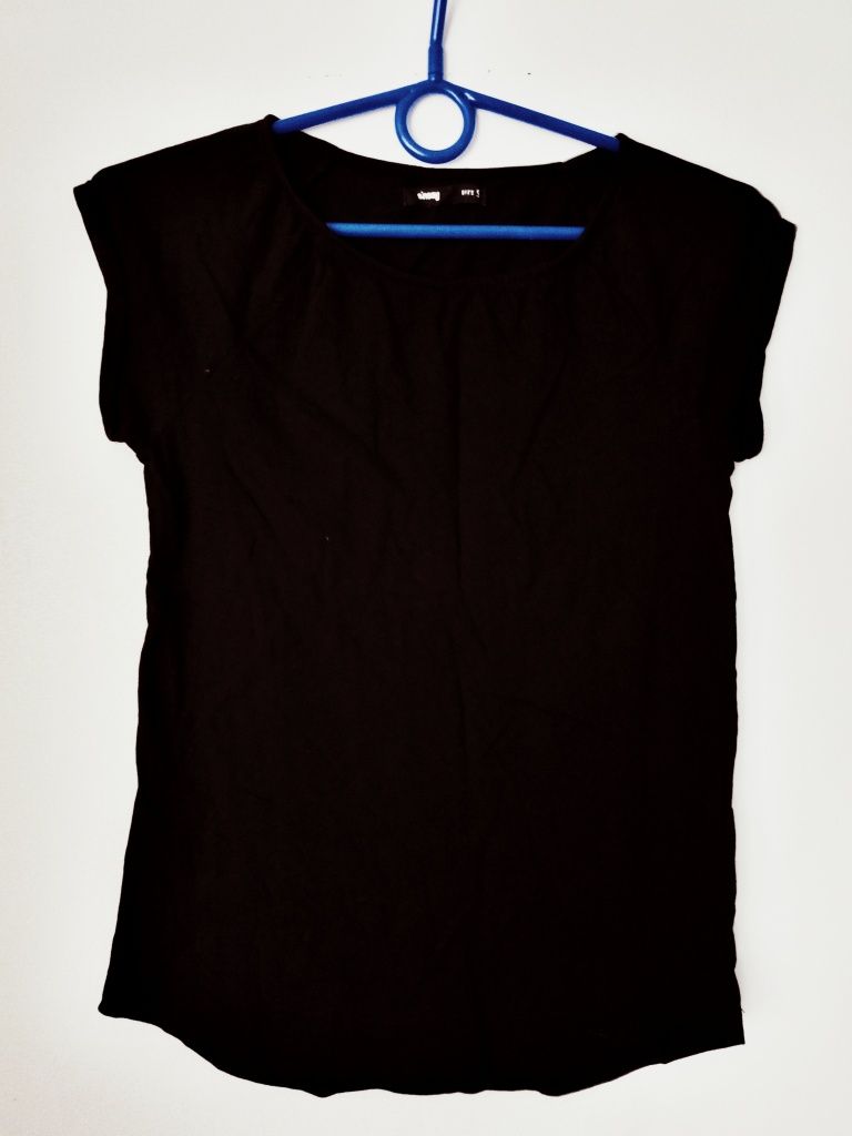 Nowa koszulka damska (rozmiar S) -8zł