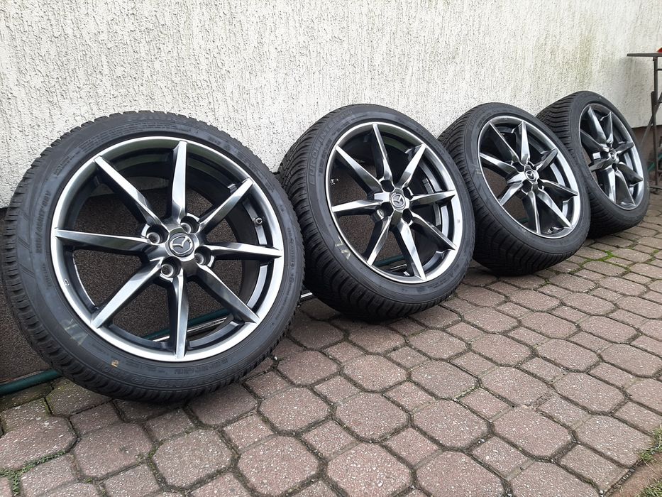 Koła Alu 17" Mazda MX-5 / 4x100 / ET45 / 7Jx17 Falken 205/45R17 8mm