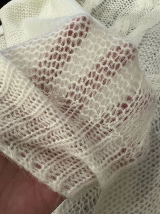 Белоснежный, нежный, воздушный женский свитер, новый