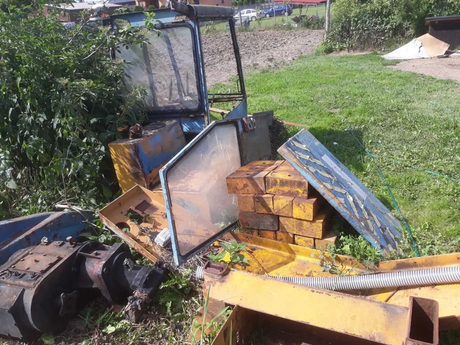 Koparka Waryński, obciążniki, części