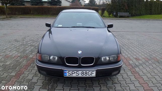 BMW Seria 5 BMW 520i E39 czarny metalik