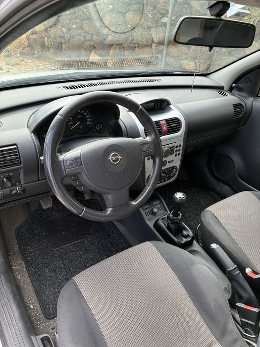 Opel corsa 1.3 CDTI ar condicionado