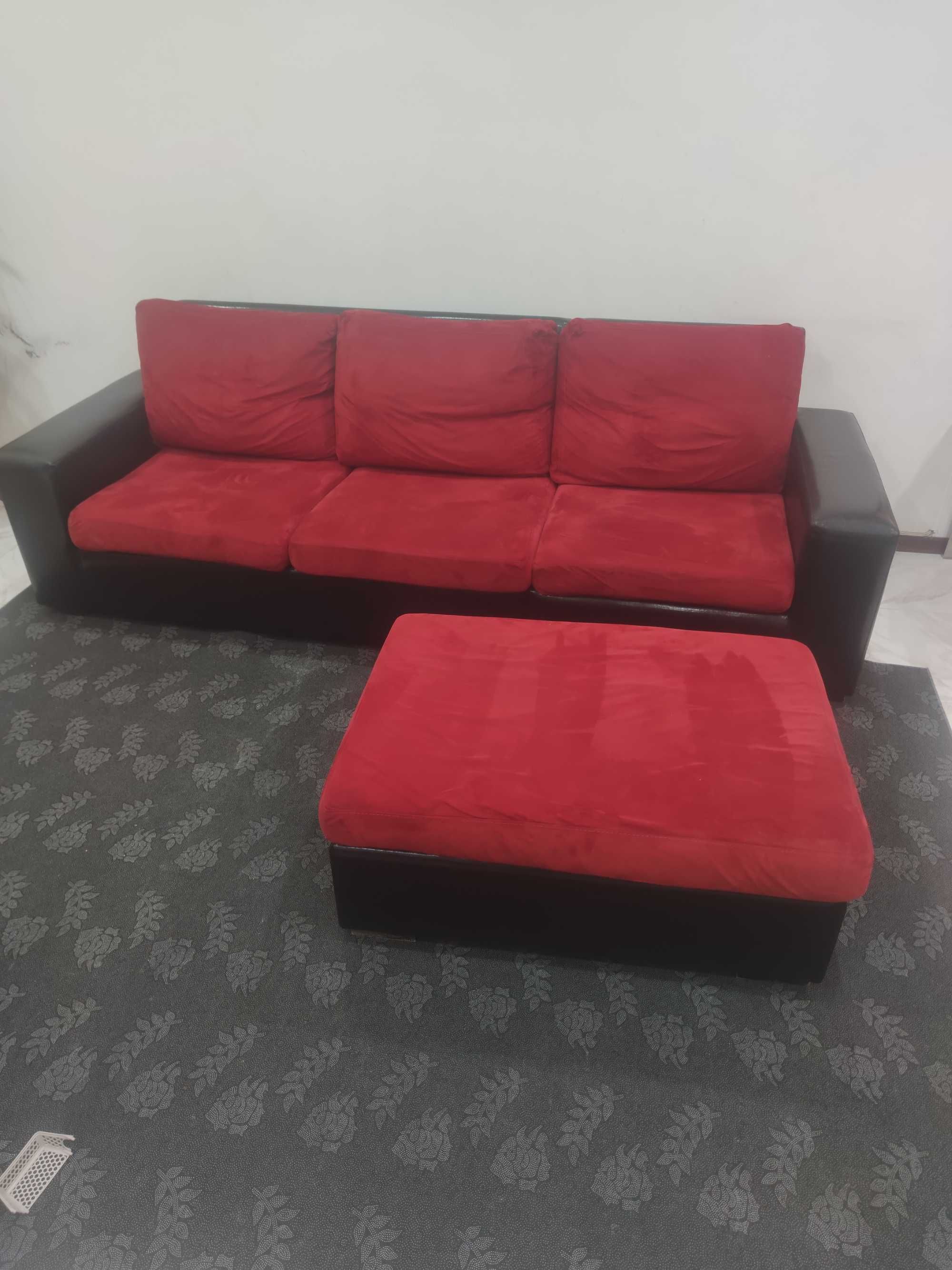 Sofá chaise long/puff em muito bom estado