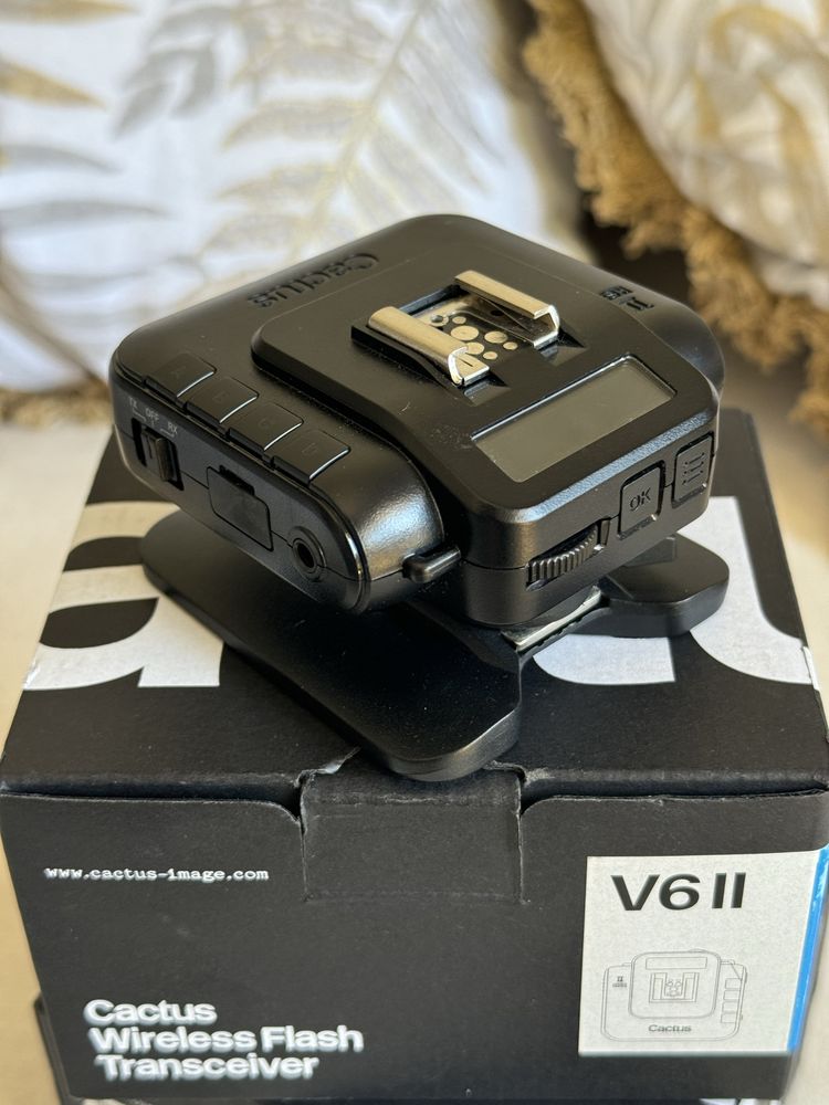 Cactus V6 II Wireless Flash Transceiver (Universal)