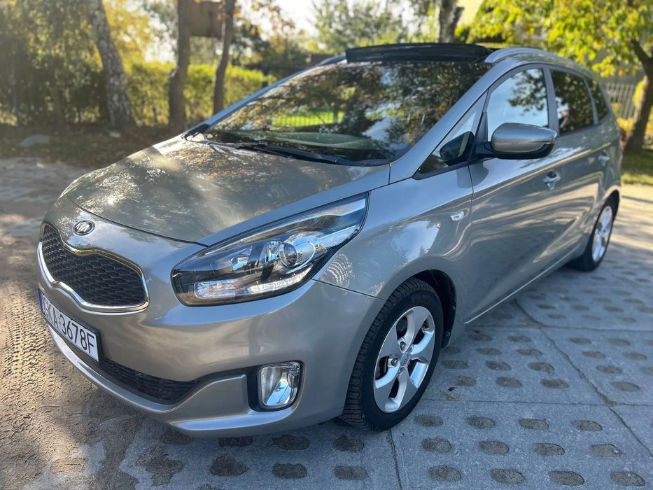 Kia Carens Kia Carens 1.7 CRDI  szklany dach,  7 osobowy