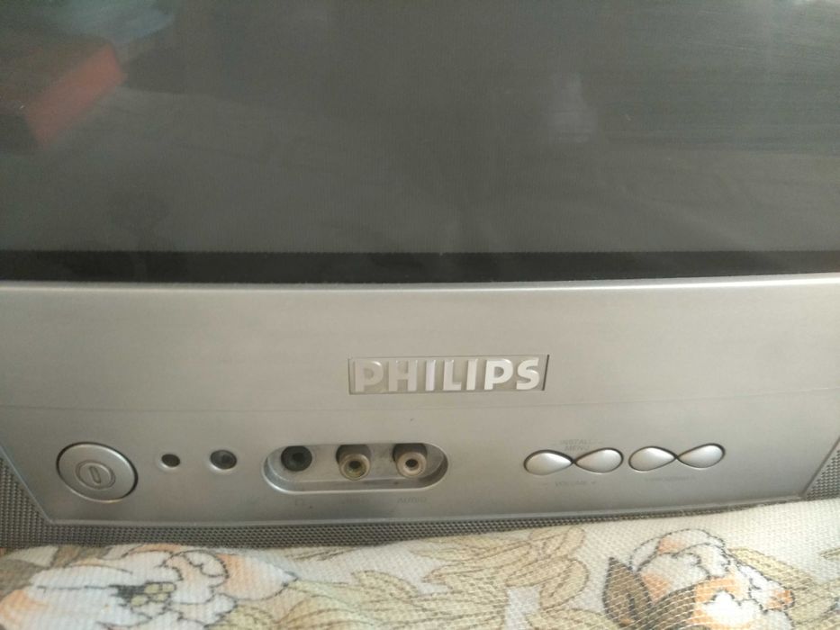 Телевизор PHILIPS продам