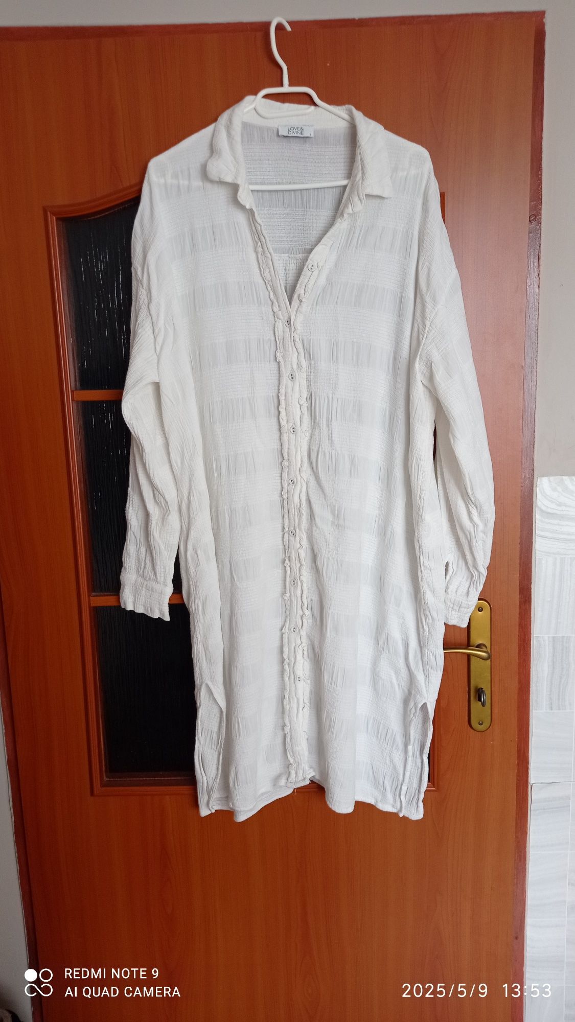 Sukienka koszulowa oversize rozmiar L marki Love&Divine