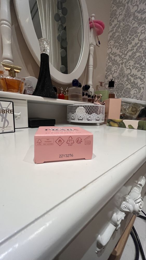 Miniaturka Prada Paradoxe Virtual Flower
