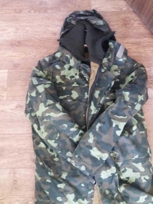 Куртка зимняя камуфляжная, размер 48-50