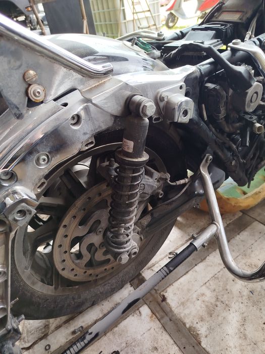 Harley-Davidson touring m8 street road glide - amortyzatory tył 2szt