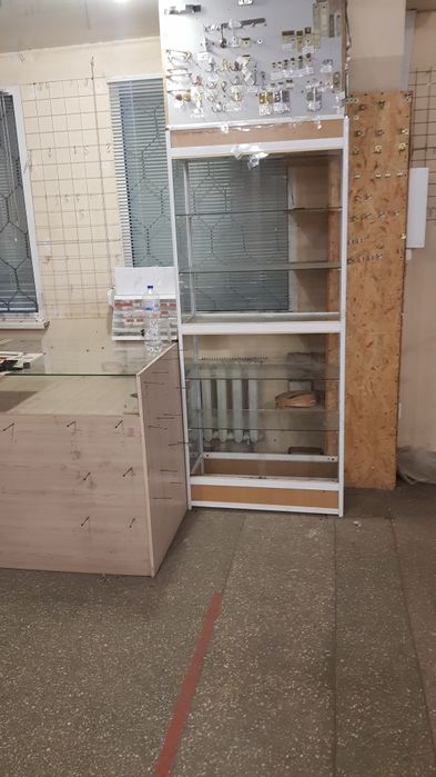 Продам вітрини в гарному стані