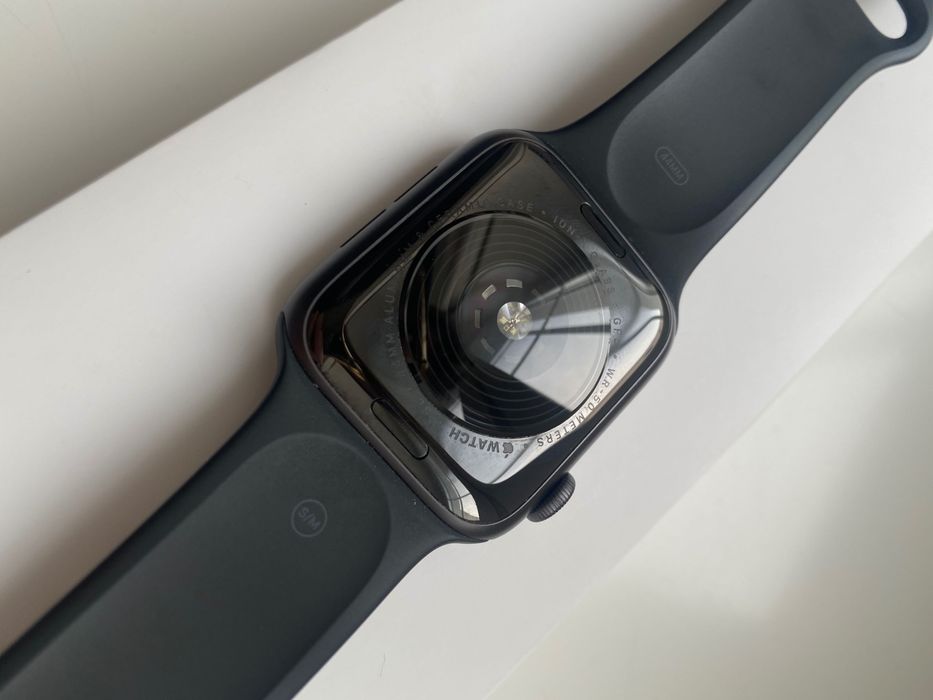 Apple Watch SE 2020 44 mm