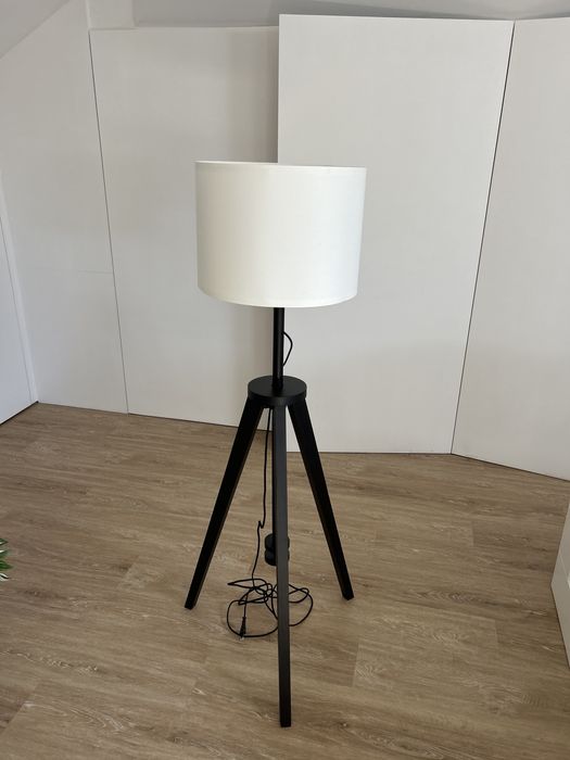 Candeeiro de Pé (IKEA)