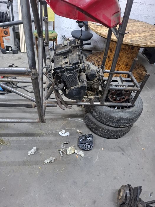 Silnik suzuki  gsx f 600 bandit z napędem pod buggy