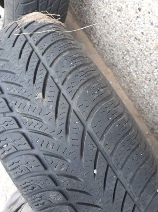 Sprzedam komplet opon Rozmiar 195/65r 15