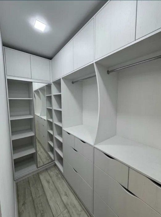 Продам 3х комнатную ЖК «Дмитриевский-3