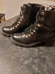Buty skórkowe rozm. 39