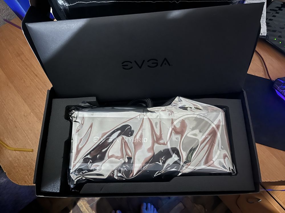 Видио карта evga gtx 1080 8gb hybrid