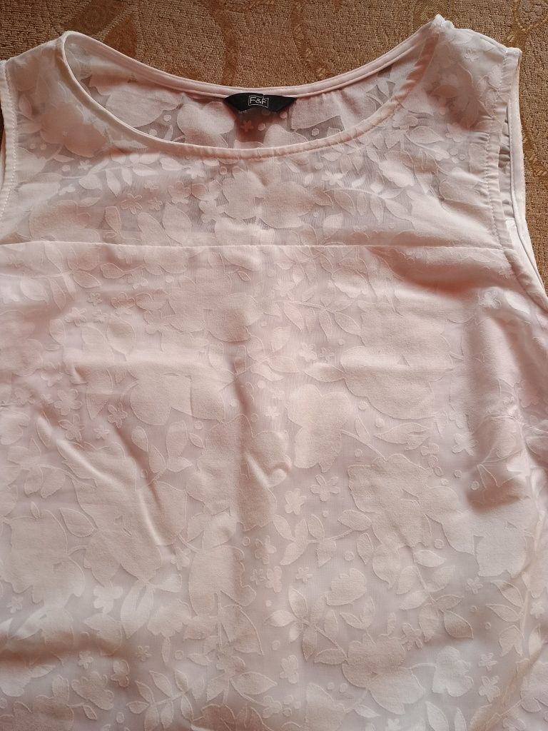 Bluzka damska z metki XXL ale to raczej xl pachy 50